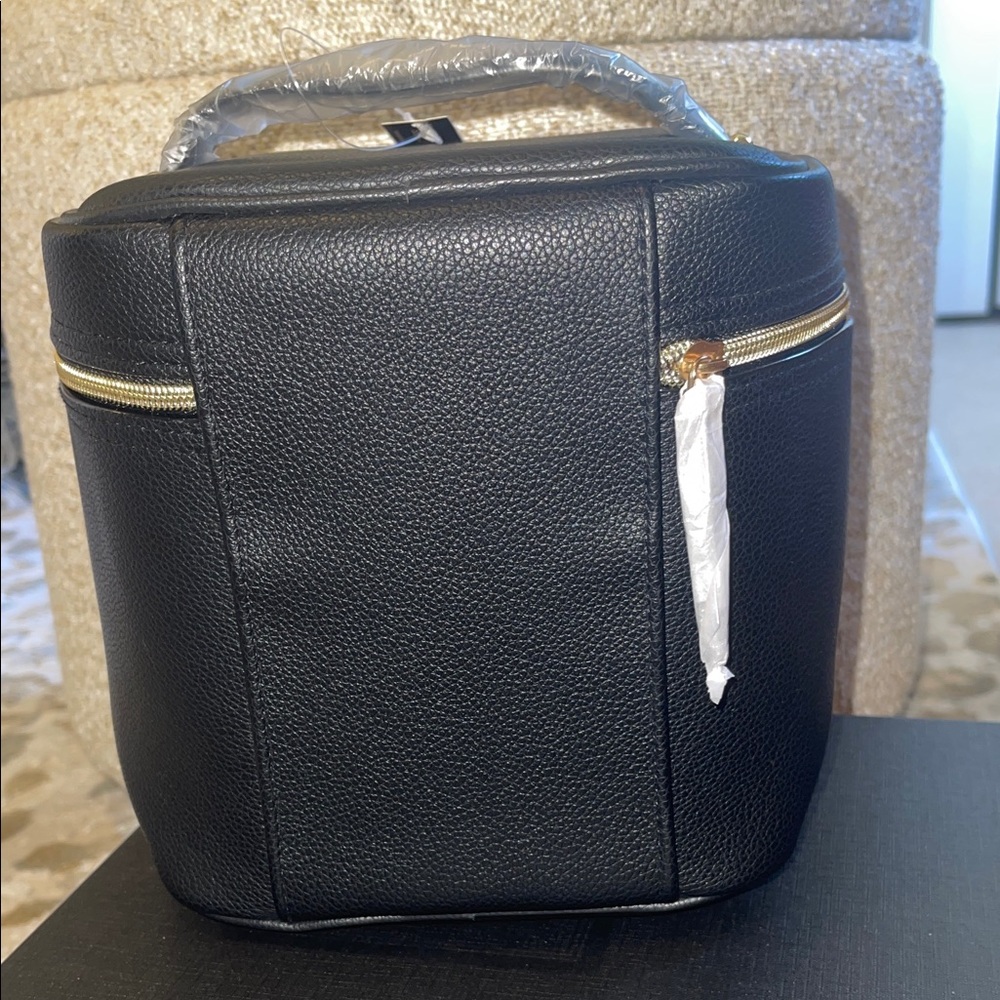 NWT! Victoria's Secret Black Travel / Makeup Bag - Picture 7 of 9